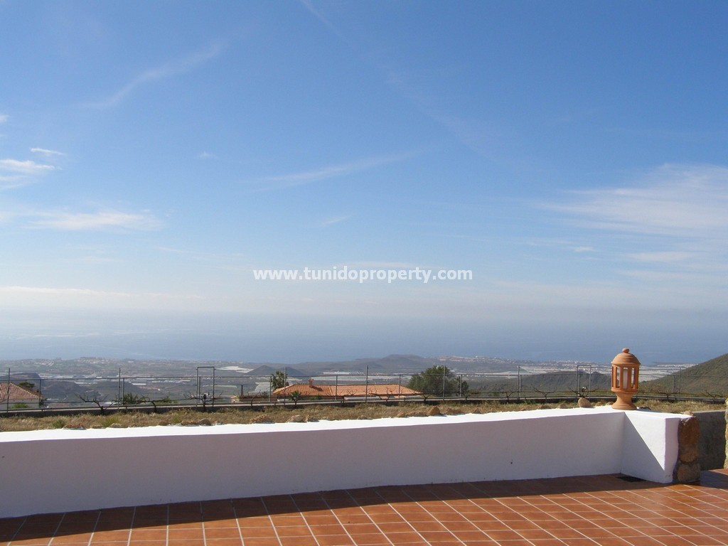 Villa in San Miguel de Abona, Tenerife, Spain 2 bedrooms, 2900 sq.m. No. 24355