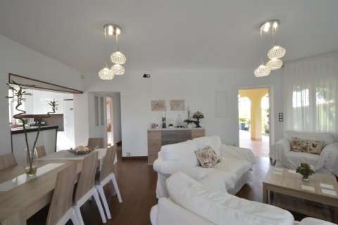 Villa for sale in Cabo Roig, Alicante, Spain 3 bedrooms, 186 sq.m. No. 19190 - photo 7