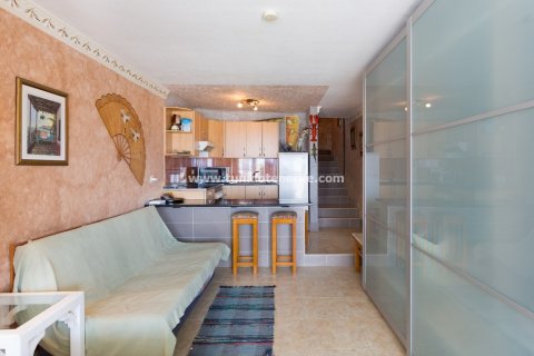 Duplex for sale in Torviscas, Tenerife, Spain 3 bedrooms, 154 sq.m. No. 24392 - photo 11