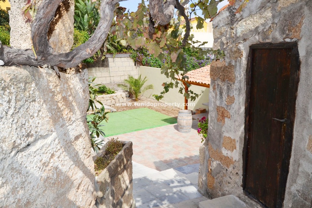 Villa a Granadilla de Abona, Tenerife, Spagna 2 camere da letto, 260 mq. N° 24366