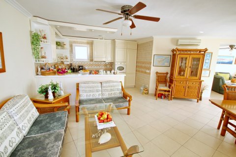 Penthouse for sale in Los Cristianos, Tenerife, Spain 3 bedrooms, 159 sq.m. No. 24536 - photo 11