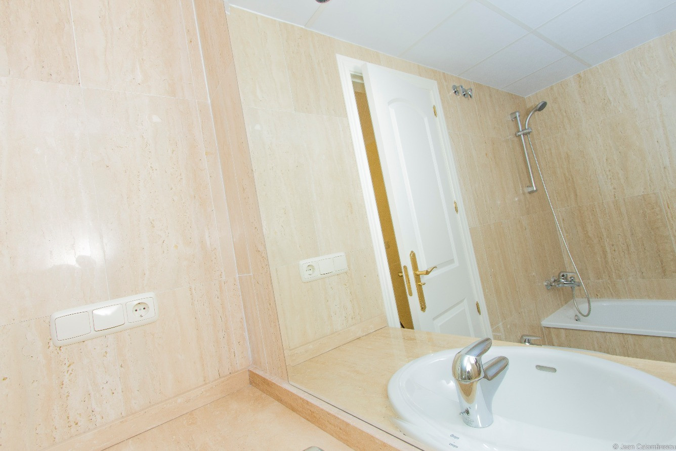 Wohnung in Marbella, Malaga, Spanien 2 Schlafzimmer, 118 m2 Nr. 21099
