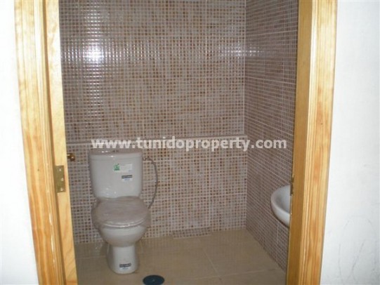 Commercial property à Los Cristianos, Tenerife, Espagne 800 m2 No. 24324