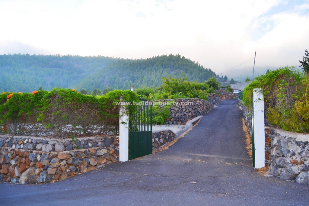 Finca in Granadilla de Abona, Tenerife, Spain 2 bedrooms, 80 sq.m. No. 24367