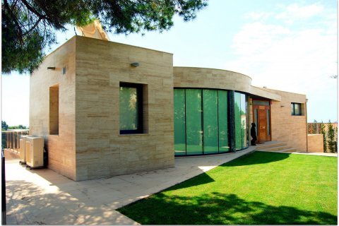 Villa for sale in Tossa de Mar, Girona, Spain 6 bedrooms, 449 sq.m. No. 28601 - photo 2