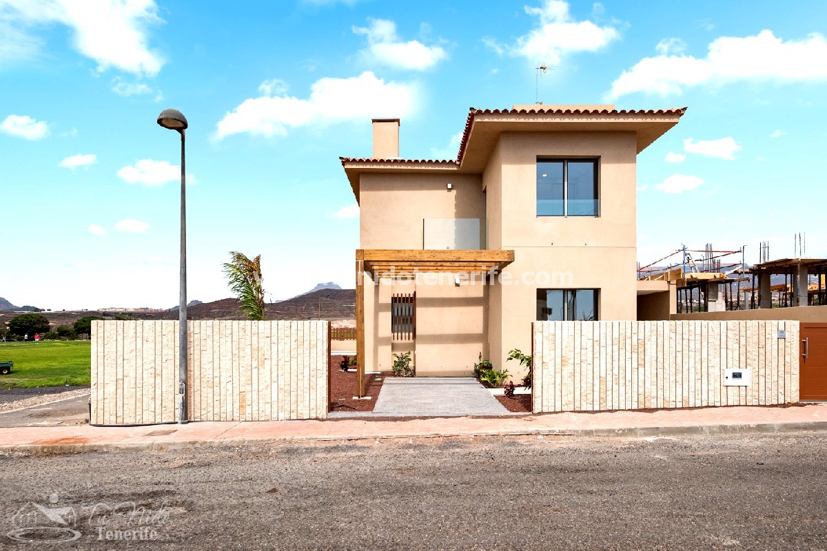 Villa i Amarilla Golf, Tenerife, Spanien 4 sovrum, 228 kvm. Nr. 24652