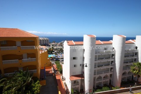 Apartment for sale in Acantilado De Los Gigantes, Tenerife, Spain 2 bedrooms, 90 sq.m. No. 24304 - photo 1