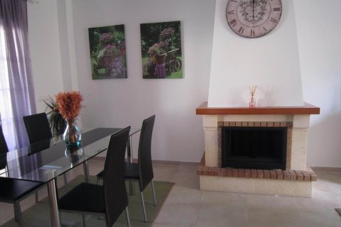 Bungalow for sale in Calpe, Alicante, Spain 3 bedrooms, 142 sq.m. No. 25023 - photo 6