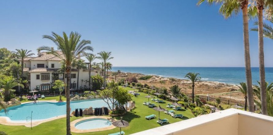 Penthouse in Marbella, Malaga, Spain 4 bedrooms, 334 sq.m. No. 20895