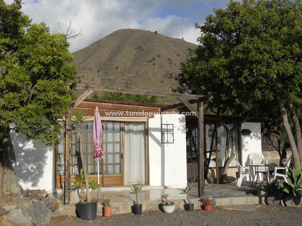 Finca in Guia de Isora, Tenerife, Spain 4 bedrooms, 110 sq.m. No. 24357