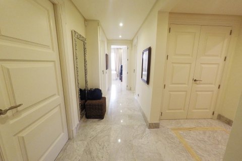 Apartment for sale in Marbella, Malaga, Spain 3 bedrooms, 250 sq.m. No. 20856 - photo 14