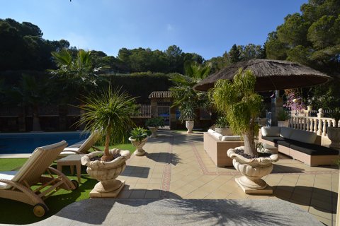 Villa for sale in Campoamor, Alicante, Spain 7 bedrooms, 575 sq.m. No. 19177 - photo 5