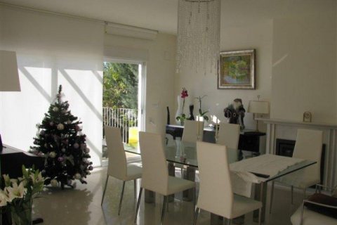 Villa for sale in Altea, Alicante, Spain 5 bedrooms, 330 sq.m. No. 25194 - photo 8