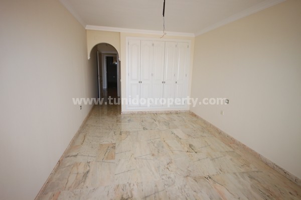 Apartment in Acantilado De Los Gigantes, Tenerife, Spain 2 bedrooms, 90 sq.m. No. 24302