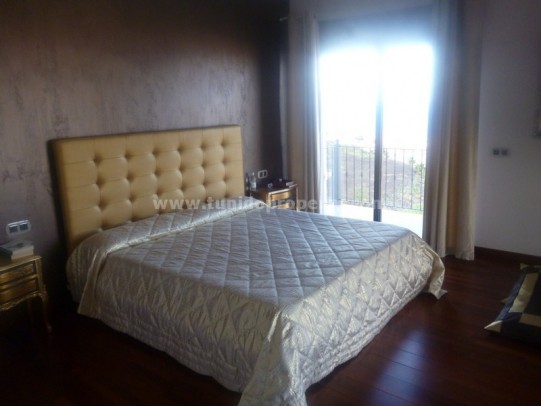 Villa Torviscas, Tenerife, Spānijā 4 istabas, 690 m2 Nr. 24291