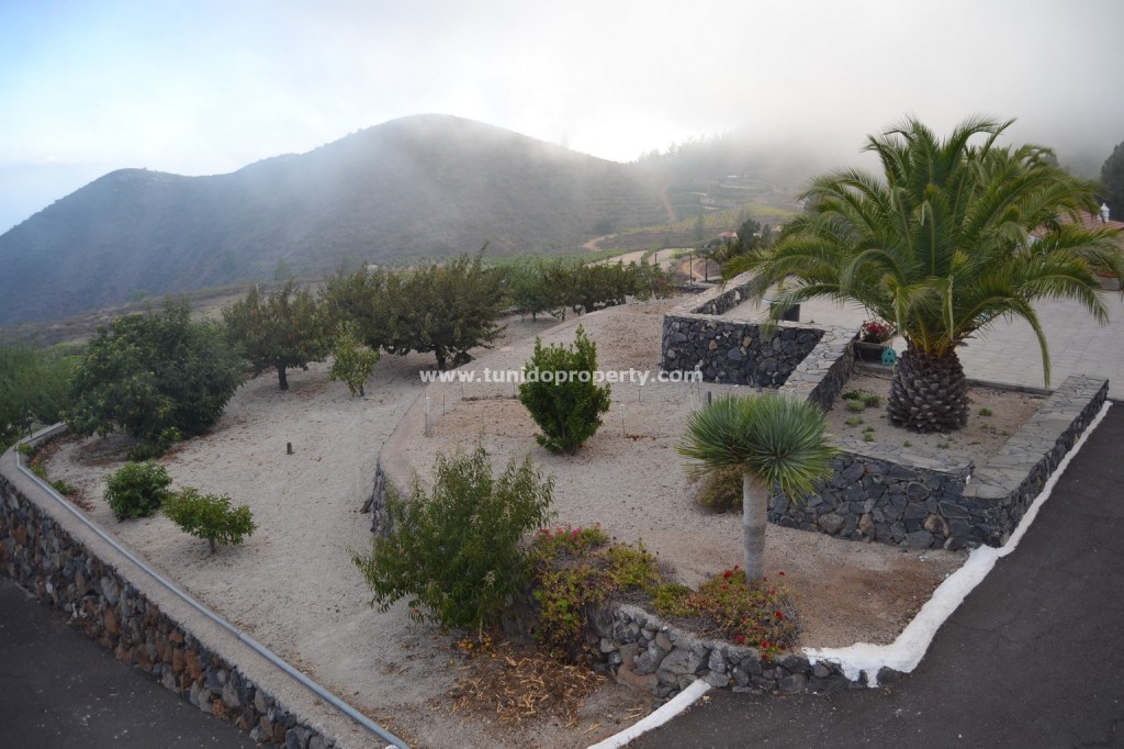 Finca in Granadilla de Abona, Tenerife, Spain 2 bedrooms, 80 sq.m. No. 24367
