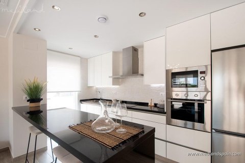 Apartment for sale in Torre de la Horadada, Alicante, Spain 3 bedrooms, 93 sq.m. No. 29813 - photo 6