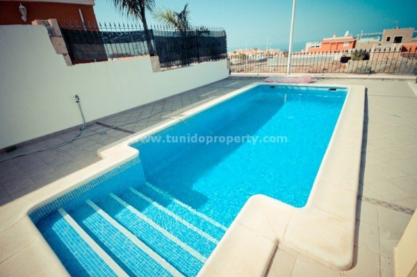 Villa in Callao Salvaje, Tenerife, Spain 4 bedrooms, 170 sq.m. No. 24278