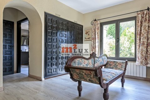 Villa for sale in Platja D'aro, Girona, Spain 4 bedrooms, 206 sq.m. No. 28701 - photo 28