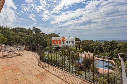 Villa for sale in Platja D'aro, Girona, Spain 4 bedrooms, 206 sq.m. No. 28701 - photo 7