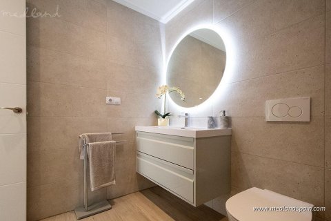 Apartment for sale in Torre de la Horadada, Alicante, Spain 3 bedrooms, 93 sq.m. No. 29813 - photo 10