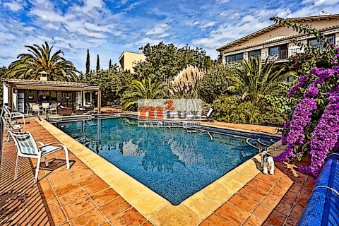 Villa for sale in Platja D'aro, Girona, Spain 4 bedrooms, 206 sq.m. No. 28701 - photo 1