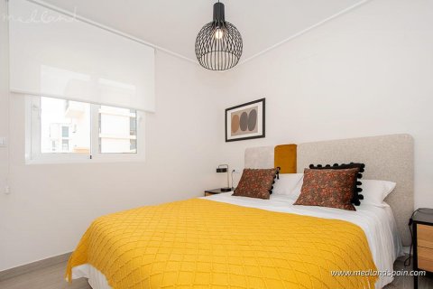 Apartment for sale in Torre de la Horadada, Alicante, Spain 3 bedrooms, 83 sq.m. No. 29816 - photo 12