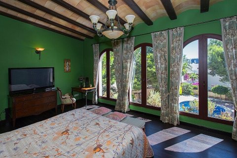 Villa for sale in Punta Prima, Alicante, Spain 4 bedrooms, 243 sq.m. No. 28922 - photo 21