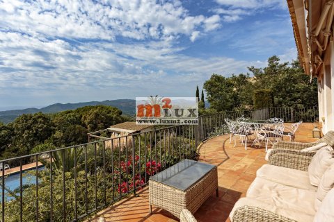 Villa for sale in Platja D'aro, Girona, Spain 4 bedrooms, 206 sq.m. No. 28701 - photo 5
