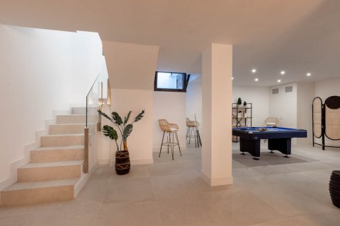 Apartment for sale in Marbella, Malaga, Spain 2 bedrooms, 233 sq.m. No. 20891 - photo 17