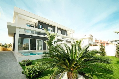 Villa for sale in Gran Alacant, Alicante, Spain 3 bedrooms, 99 sq.m. No. 29661 - photo 3