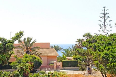 Villa for sale in Cabo Roig, Alicante, Spain 3 bedrooms, 347 sq.m. No. 28927 - photo 5