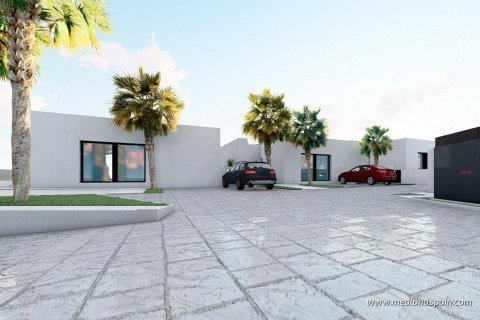 Villa for sale in Ciudad Quesada, Alicante, Spain 3 bedrooms, 302 sq.m. No. 30339 - photo 2
