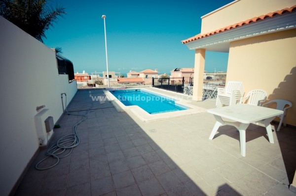 Villa in Callao Salvaje, Tenerife, Spain 4 bedrooms, 170 sq.m. No. 24278