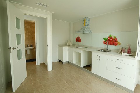 Villa for sale in Gran Alacant, Alicante, Spain 3 bedrooms, 99 sq.m. No. 29661 - photo 8