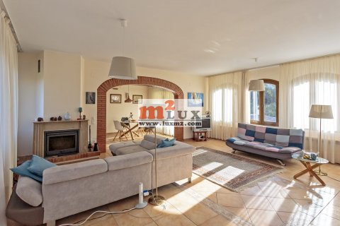 Villa for sale in Calonge, Girona, Spain 5 bedrooms, 457 sq.m. No. 30216 - photo 28