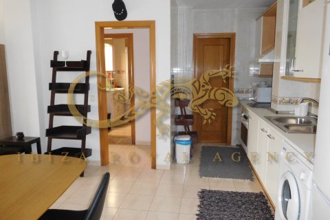 Apartment for rent in Ibiza town, Ibiza, Spain 3 bedrooms, 120 sq.m. No. 30882 - photo 3