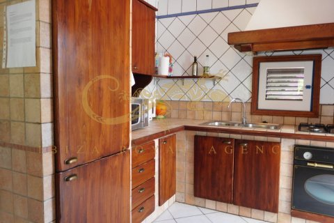 Villa for rent in Sant Agusti des Vedra, Ibiza, Spain 3 bedrooms, 300 sq.m. No. 30839 - photo 10