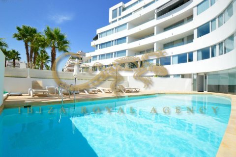 Apartment for rent in Ibiza town, Ibiza, Spain 3 bedrooms, 120 sq.m. No. 30876 - photo 30