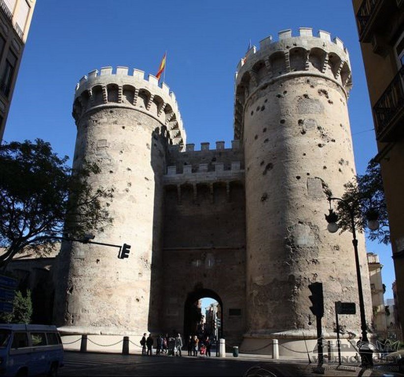 Commercial property à Valencia, Espagne 10 chambres, 480 m2 No. 30902