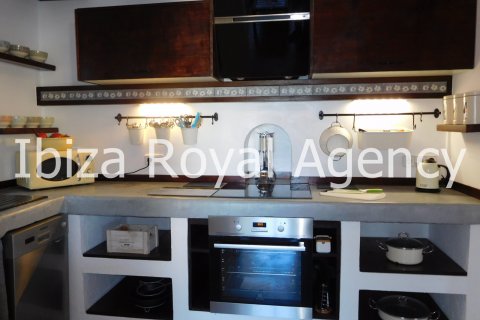 Villa for rent in Cala Tarida, Ibiza, Spain 3 bedrooms,  No. 30871 - photo 9