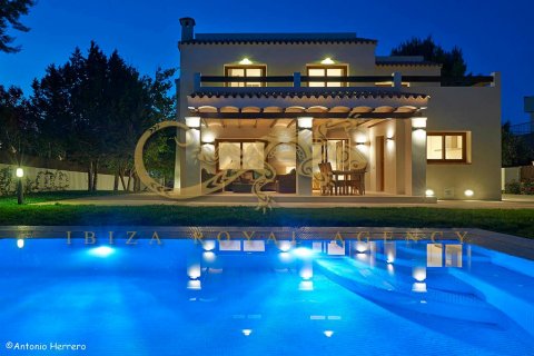 Villa for rent in Port Des Torrent, Ibiza, Spain 4 bedrooms, 372 sq.m. No. 30838 - photo 1