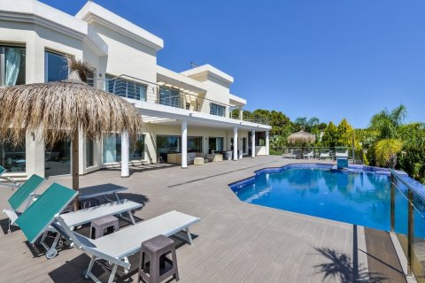 Villa for sale in Benissa, Alicante, Spain 6 bedrooms, 587 sq.m. No. 24837 - photo 1