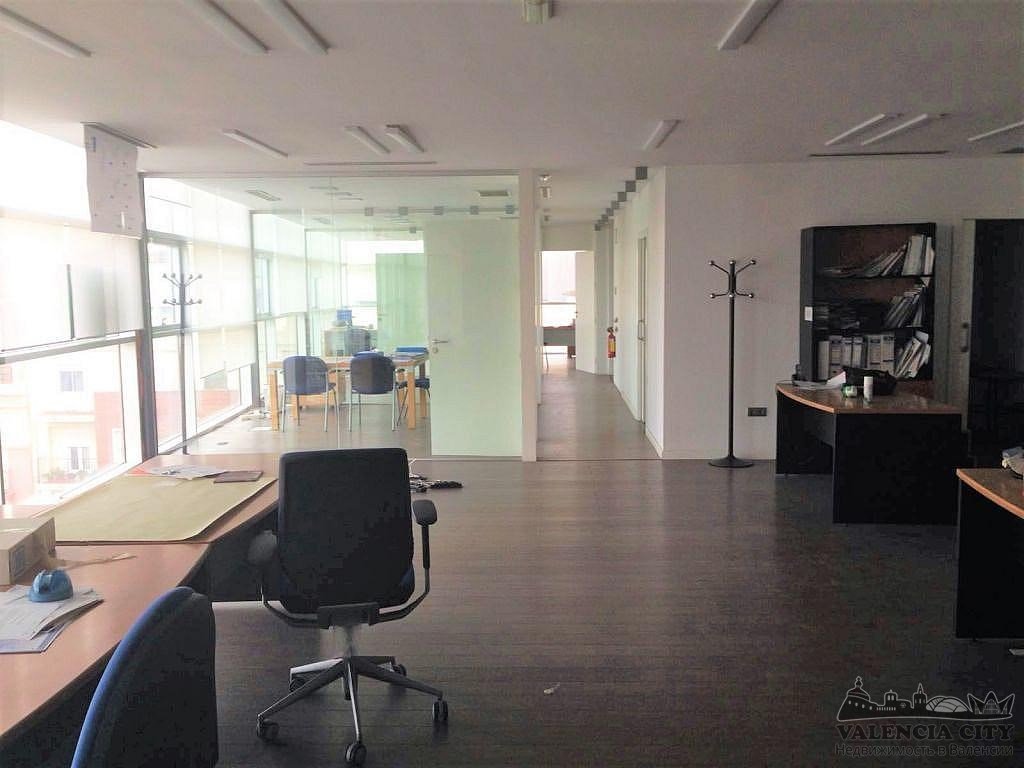 Gewerbeimmobilien in Valencia, Spanien 1500 m2 Nr. 30910