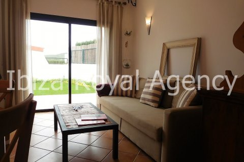 Villa for rent in Cala Tarida, Ibiza, Spain 3 bedrooms,  No. 30871 - photo 10