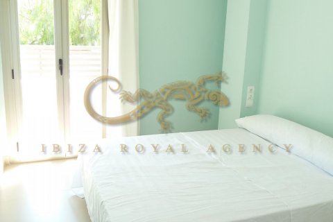 Apartment for sale in Talamanca, Ibiza, Spain 3 bedrooms, 100 sq.m. No. 30856 - photo 9