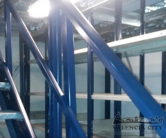 Commercial property à Valencia, Espagne 1217 m2 No. 30907