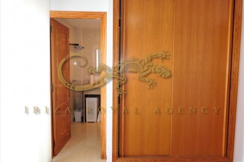 Apartment for rent in Ibiza town, Ibiza, Spain 1 bedroom, 55 sq.m. No. 30849 - photo 18