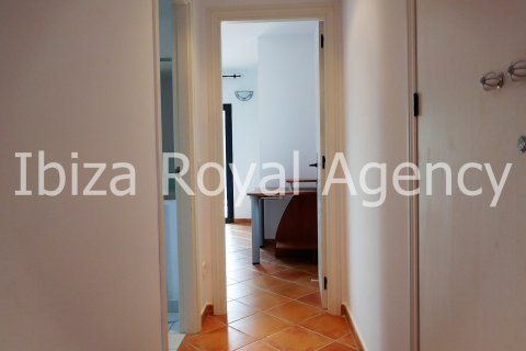 Villa for rent in Cala Tarida, Ibiza, Spain 3 bedrooms,  No. 30871 - photo 15