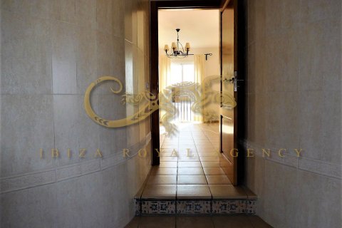 Villa for rent in Santa Gertrudis De Fruitera, Ibiza, Spain 5 bedrooms, 400 sq.m. No. 30888 - photo 26